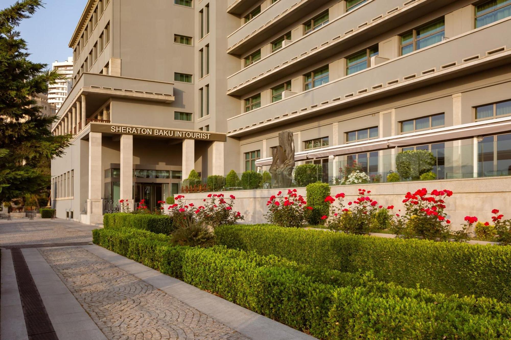 Sheraton Baku Intourist Kültér fotó The Westin Palace Madrid